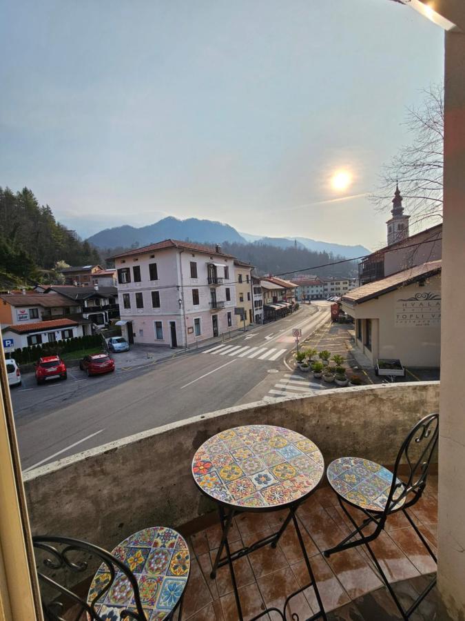 Smaragd Damir Antunovic-Sobodajalec Kobarid Bagian luar foto